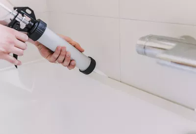 Atvadieties no nepatīkamās silikona hermētiķa smakas